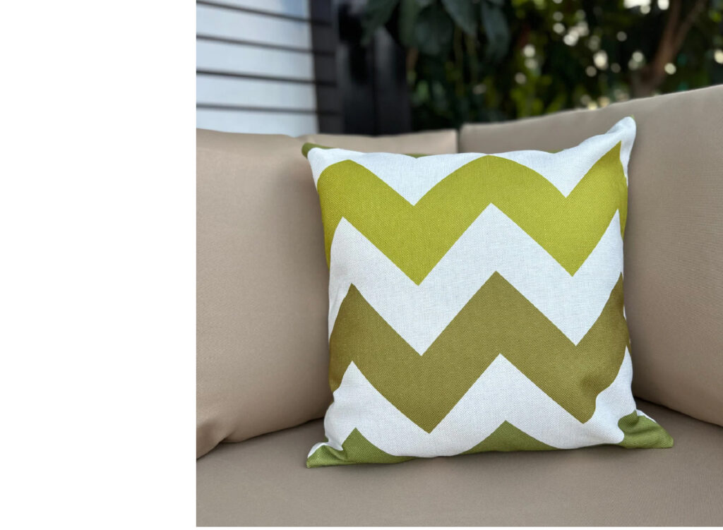 כריות-נוי-בעיצוב-זיג-זג-איכותיות-ומתאימות-לתנאי-חוץ