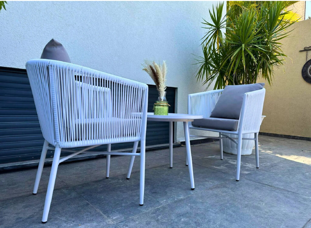 פינת-ישיבה-זוגית-דגם-לונדון